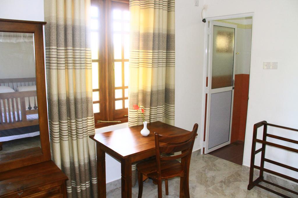 Supun Villa Bentota Exteriör bild