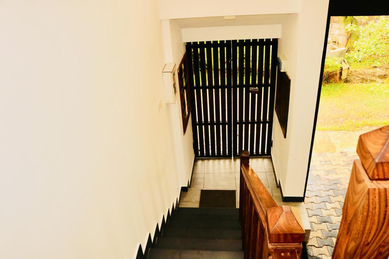 Supun Villa Bentota Exteriör bild